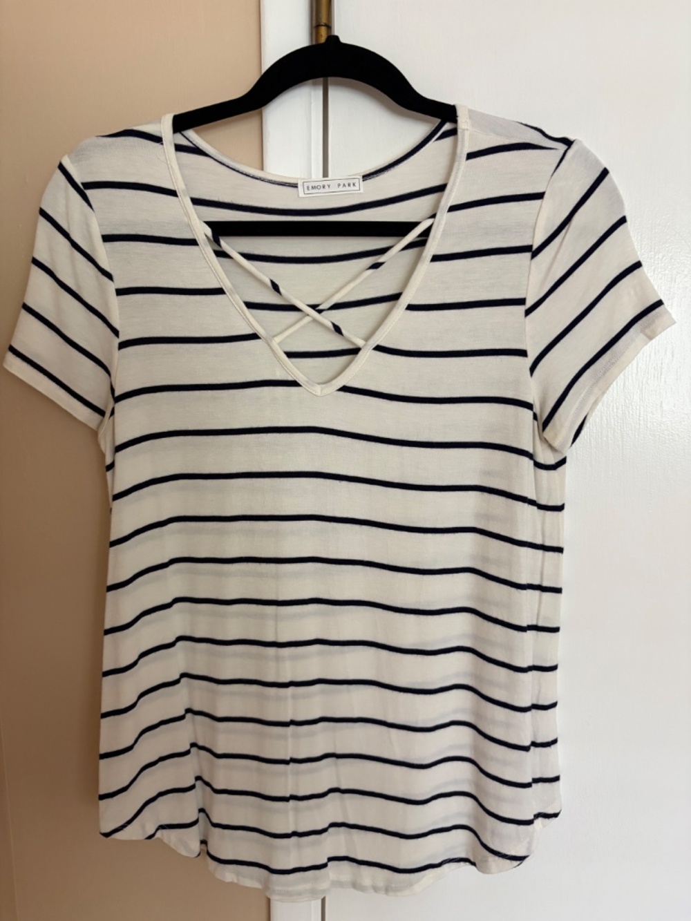 Emory Park Womens Small Striped Criss Cross V Neck Short Sleeve Top Ivory Navy